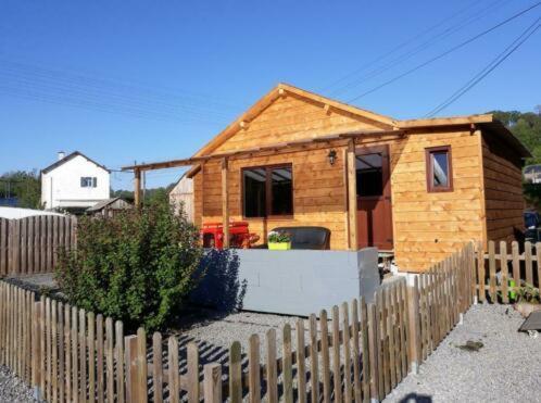 Le Chalet Castor - Camping International - Bomal - Durbuy ภายนอก รูปภาพ