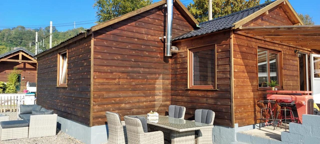 Le Chalet Castor - Camping International - Bomal - Durbuy ภายนอก รูปภาพ